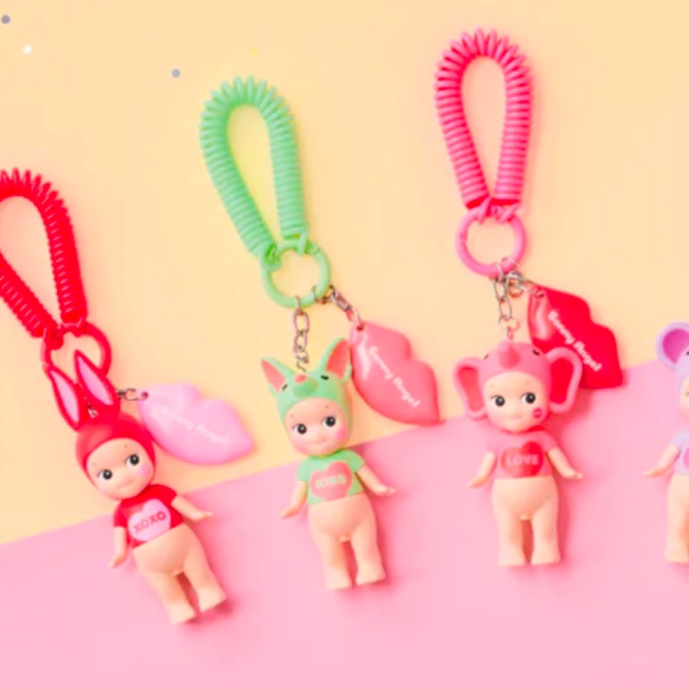 Sonny Angel Kiss Kiss 2025 Limited Edition Keychains 💖